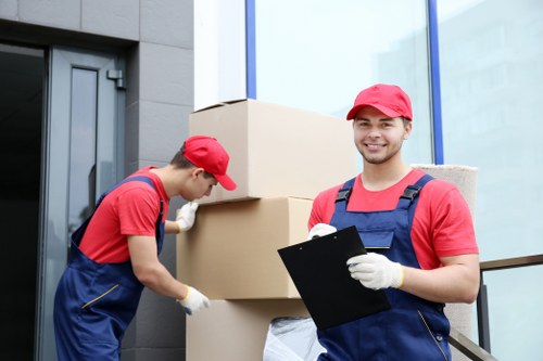 Load-based and cubic-yard storage quote example for a Highbury home move