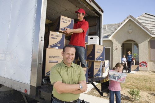Residential and commercial packing services for customers in Highbury