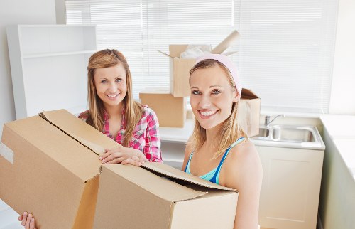 Flexible short-term storage for residential and commercial customers in Highbury