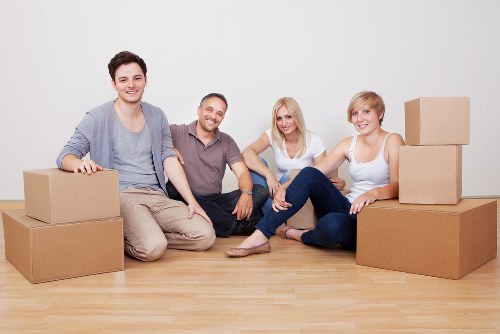 Moving and seasonal storage in Highbury